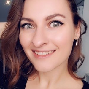 Meet your Posher, Tina